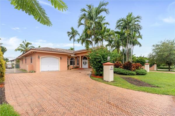 6922 SW 95th Ave, Sunset, Florida 33173, image 2