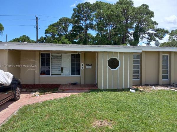 The Knolls, 8544 Southampton Dr, Miramar, Florida 33025, image 2