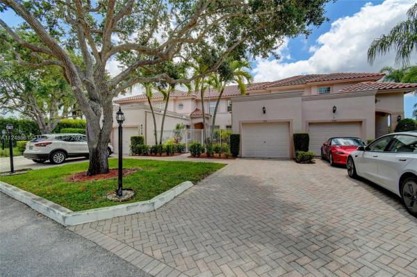 Canterbury At Aberdeen, 8018 Aberdeen Dr #102, Boynton Beach, Florida 33472, image 1