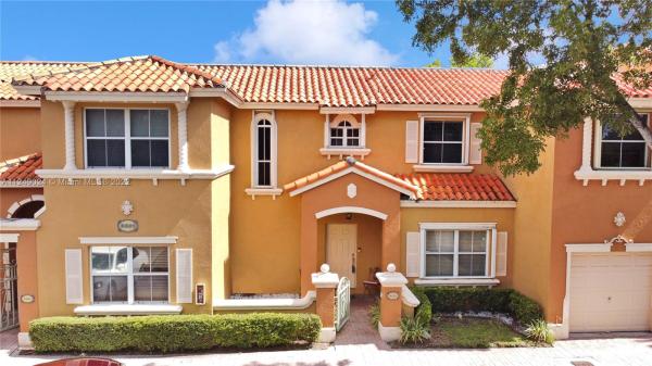 Villa Vizcaya, 8551 NW 138th St #2105, Miami Lakes, Florida 33016, image 1