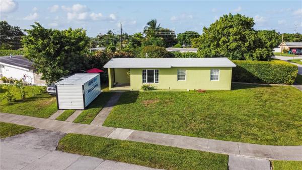 Westwood Lakes Residential, 10835 SW 52nd Dr, Westwood Lakes, Florida 33165, image 2