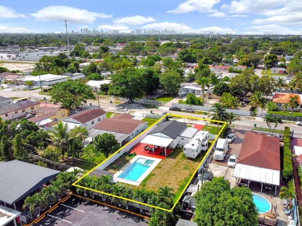The Tropics, 2941 NW 96th St, West Little River, Florida 33147, image 2