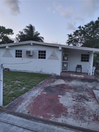 Rainbow Park, Miami Gardens, Florida 33054, image 1