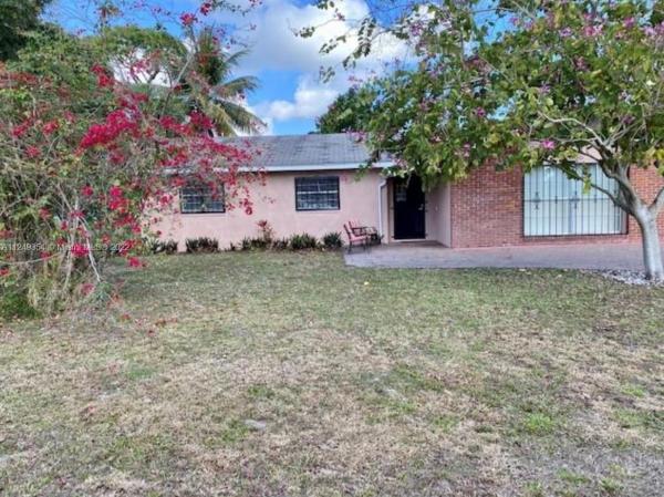 Paradise Park, 2000 Rosarita, Fort Pierce, Florida 34946, image 1