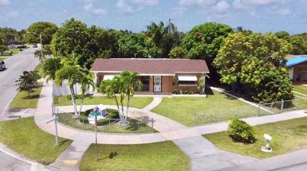 New South Miami Heights, 12145 SW 187th St, South Miami Heights, Florida 33177, image 2