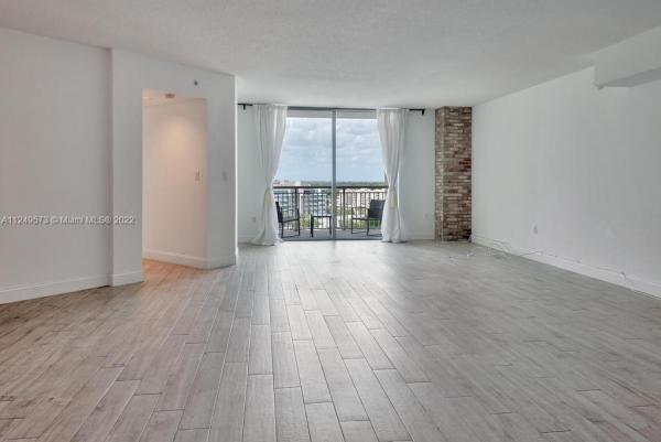 Metropolis At Dadeland, 9055 SW 73rd Ct #906, Kendall, Florida 33156, image 2