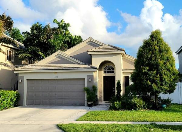 Plum Bay, 5888 N Plum Bay Pkwy, Tamarac, Florida 33321, image 1