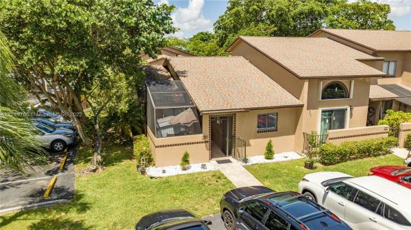 Alhambra Village, 2151 NW 37th Ave, Coconut Creek, Florida 33066, image 1