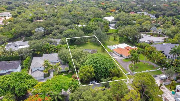 North Pinecrest, 9249 SW 69th Ct, Pinecrest, Florida 33156, image 1