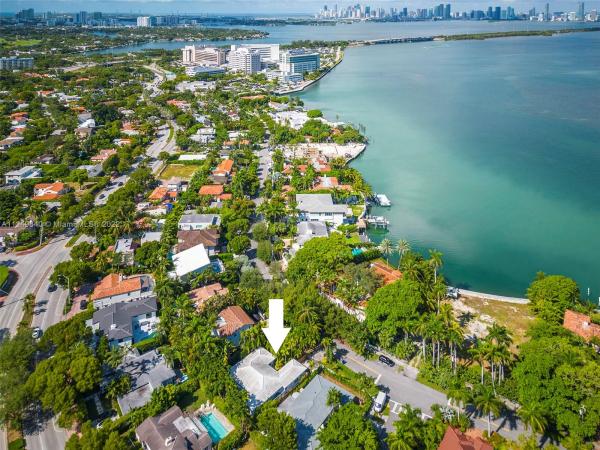 Nautilus, 4455 N Bay Rd, Miami Beach, Florida 33140, image 1