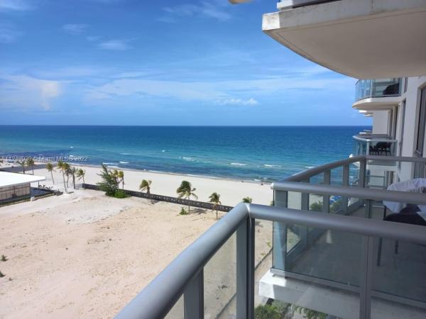 Marenas Resort, 18683 Collins Ave #906, Sunny Isles Beach, Florida 33160, image 1
