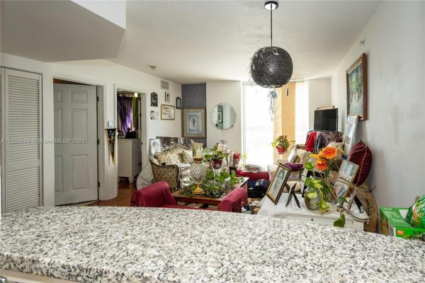 Brickell Vista, 900 SW 8th St #1002, Miami, Florida 33130, image 1
