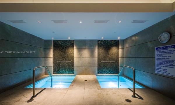 1010 Brickell, 1010 Brickell Ave #4402, Miami, Florida 33131, image 2