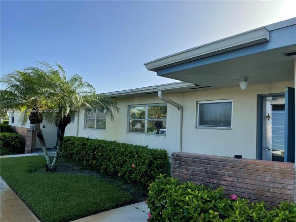 Ashley At Cresthaven Villas, 2941 Ashley Dr W #C, West Palm Beach, Florida 33415, image 2