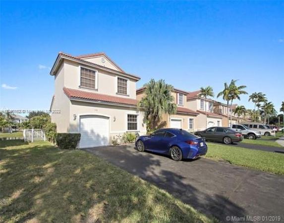 Misty Bay At Silver Lakes, 702 NW 173rd Ter, Pembroke Pines, Florida 33029, image 1