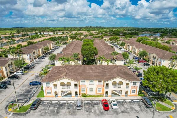 Shoma At Keys Cove, 2908 SE 17th Ave #202, Homestead, Florida 33035, image 2