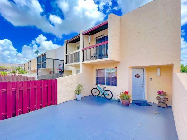 Palmas Townhouses, 3672 SW 59th Ave #7, Davie, Florida 33314, image 1