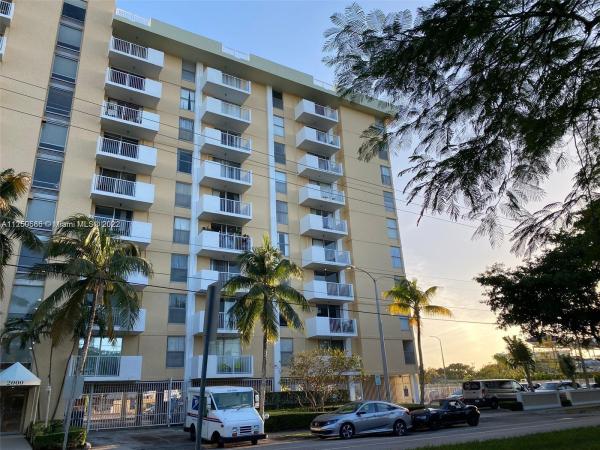 Keystone Towers, 2000 NE 135th St #603, North Miami, Florida 33181, image 1