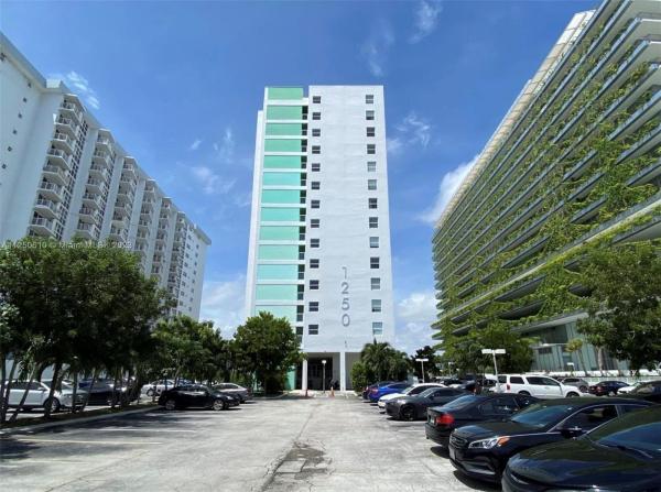 Bay Garden Manor, 1250 West Ave #14L, Miami Beach, Florida 33139, image 1