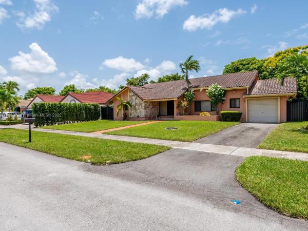 Westwind Lakes, 7040 SW 156th Ct, Kendall West, Florida 33193, image 2
