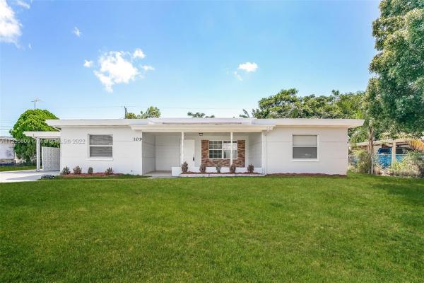 109 Beach Ave, Florida 34952, image 2