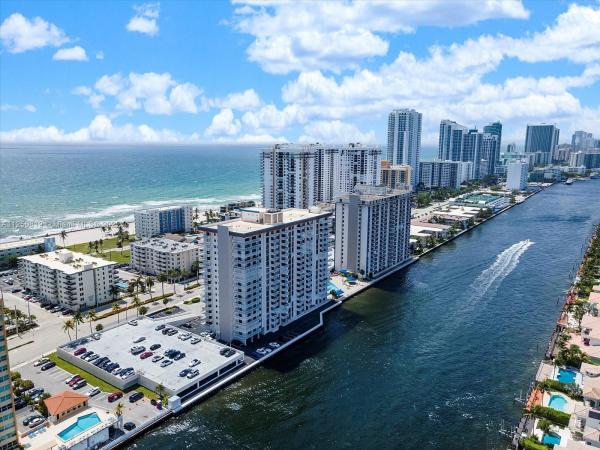 Allington Towers North, 1500 S Ocean Dr #3J, Hollywood, Florida 33019, image 1