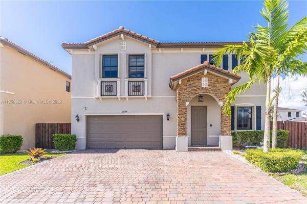 Silver Palms Southwest, 11844 SW 241st Ter, Princeton, Florida 33032, image 1