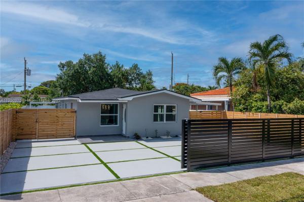 Central Miami, 6750 SW 32nd St, Coral Terrace, Florida 33155, image 2