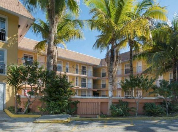 Virginia Pointe, Miami, Florida 33133, image 1