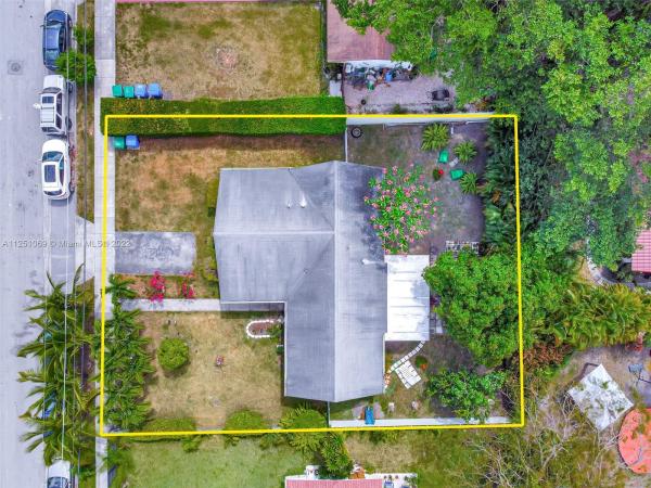 Percival Gardens, 3750 Percival Ave, Miami, Florida 33133, image 1