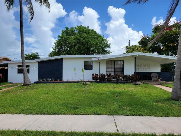 South Miami Heights Manor, 11811 SW 176th Ter, South Miami Heights, Florida 33177, image 2