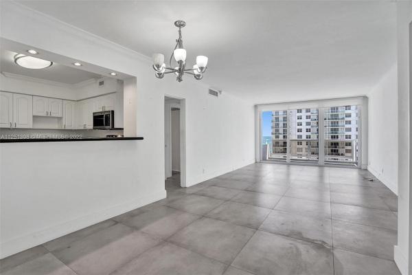 Seacoast 5700, 5700 Collins Ave #11D, Miami Beach, Florida 33140, image 2