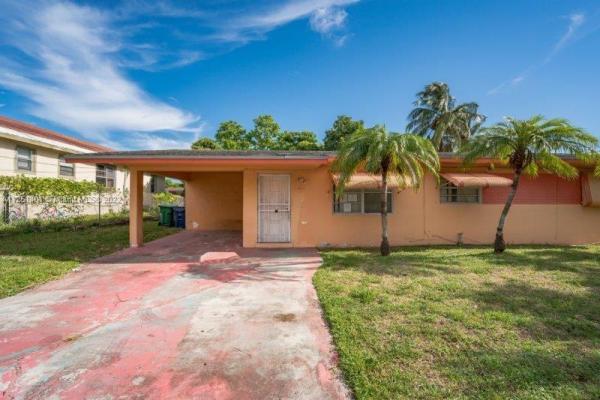 Para Villa Heights, 1911 NW 76th St, Gladeview, Florida 33147, image 1