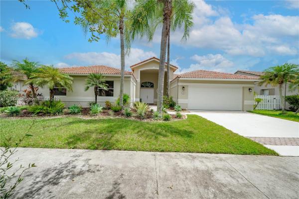 Hampton Lake, 431 Stonemont Dr, Weston, Florida 33326, image 1