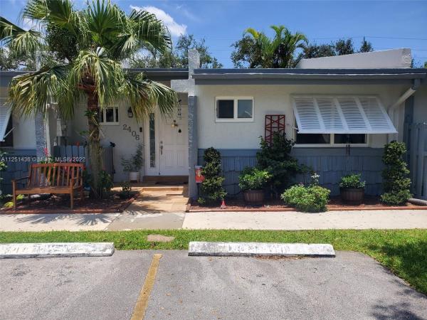 Camino Sheridan Villas, 2406 N 37th. Ave #2406, Hollywood, Florida 33021, image 1