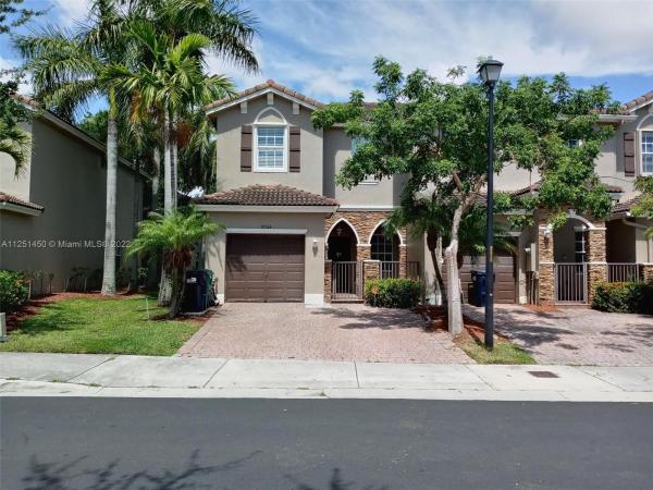 The Cove At Isles Of Bayshore, 22564 SW 89th Ct #22564, Cutler Bay, Florida 33190, image 2