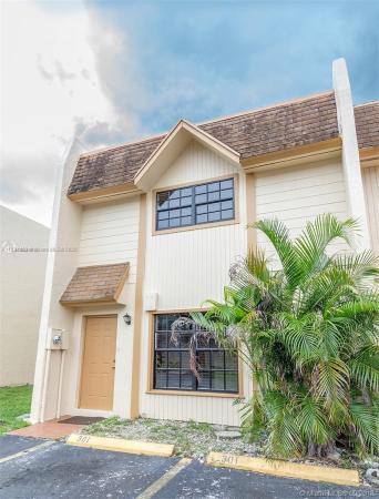 Glenwood Cort, 3900 SW 52nd Ave #301, Pembroke Park, Florida 33023, image 1