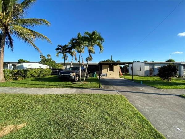 700 NE 12th St, Unincorporated Dade County, Florida 33030, image 2