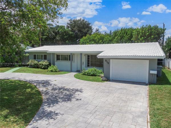 Beachway Estates, 919 NE 26th Ave, Pompano Beach, Florida 33062, image 1