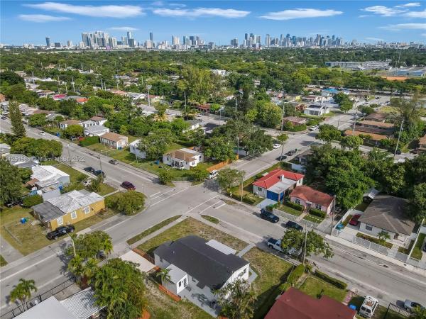Floral Park, 1401 NW 52nd St, Miami, Florida 33142, image 2