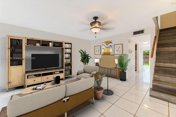 Heritage Square, 9400 SW 170th St #107, Palmetto Bay, Florida 33157, image 1