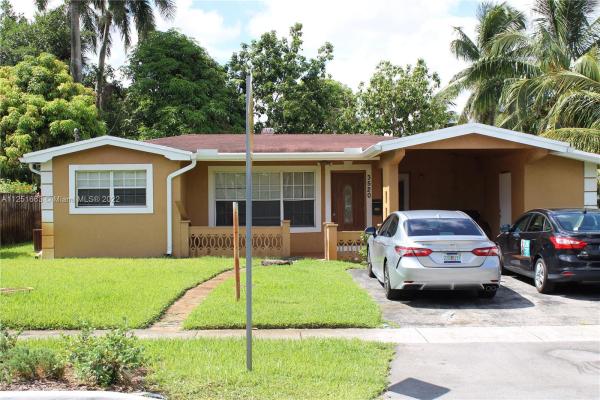 North Gate Estates, Lauderdale Lakes, Florida 33309, image 2