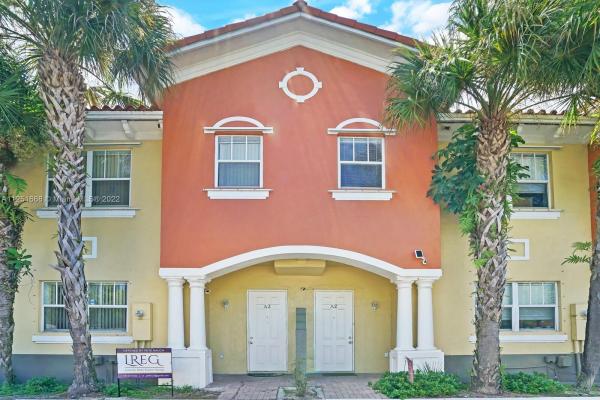 Hollywood Little Ranches, 2620 Pierce St #A-3, Hollywood, Florida 33020, image 2