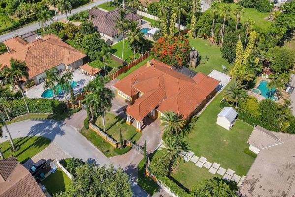 Millers Glen, 5690 SW 98th Ave, Sunset, Florida 33173, image 1