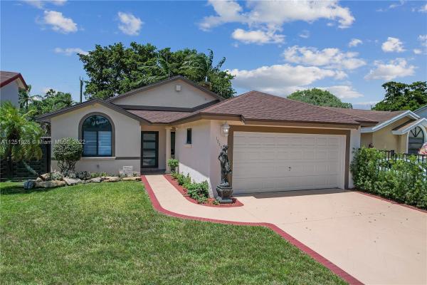 Westwind Lakes, 15595 SW 57th St, Kendall West, Florida 33193, image 2