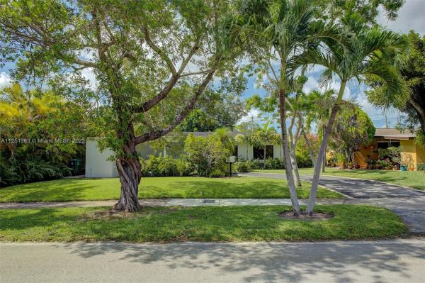 Central Miami, 6331 SW 36th St, Coral Terrace, Florida 33155, image 2