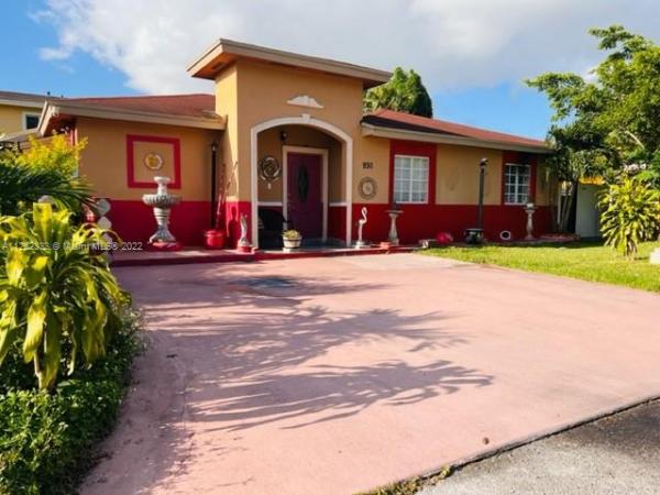 Villas Of Palm Bay, 930 SW 7th Plz, Florida City, Florida 33034, image 1