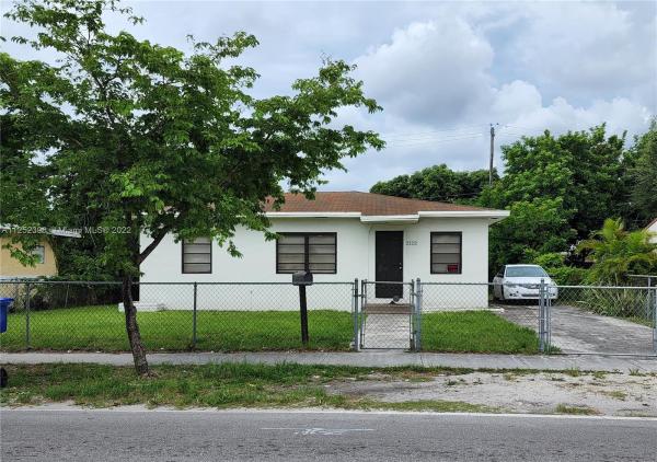 Sunnyside Estates, 2122 Washington St, Hollywood, Florida 33020, image 1