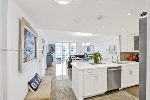 Arlen Beach, 5701 Collins Ave #1409, Miami Beach, Florida 33140, image 1