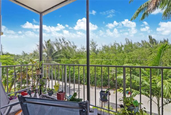 Keystone Bay, 2640 NE 135th St #308, North Miami, Florida 33181, image 1